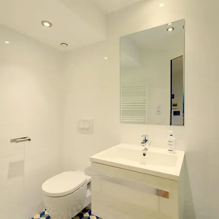 Ze Perfect Place - Superbe Studio Vieux Nice - Calme Et Climatise Buitenkant foto